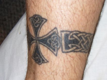 Celtic Knot Tat On Leg